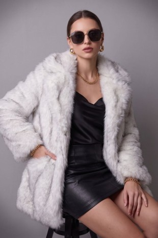 Chic YC LLC Wholesale Products - FashionGo Chic YC LLC